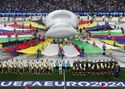 关于波兰-战胜斯洛伐克，欧洲杯小组战再次胜利的信息