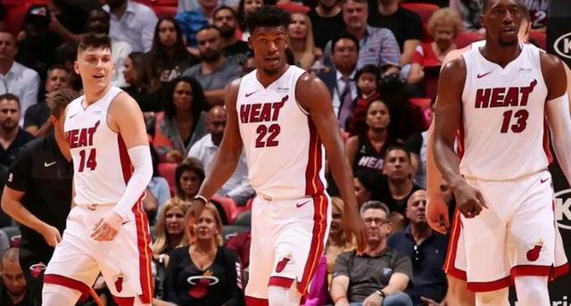 鹰队与龙队让球迷产生激烈的讨论(鹰队与龙队让球迷产生激烈的讨论英文)